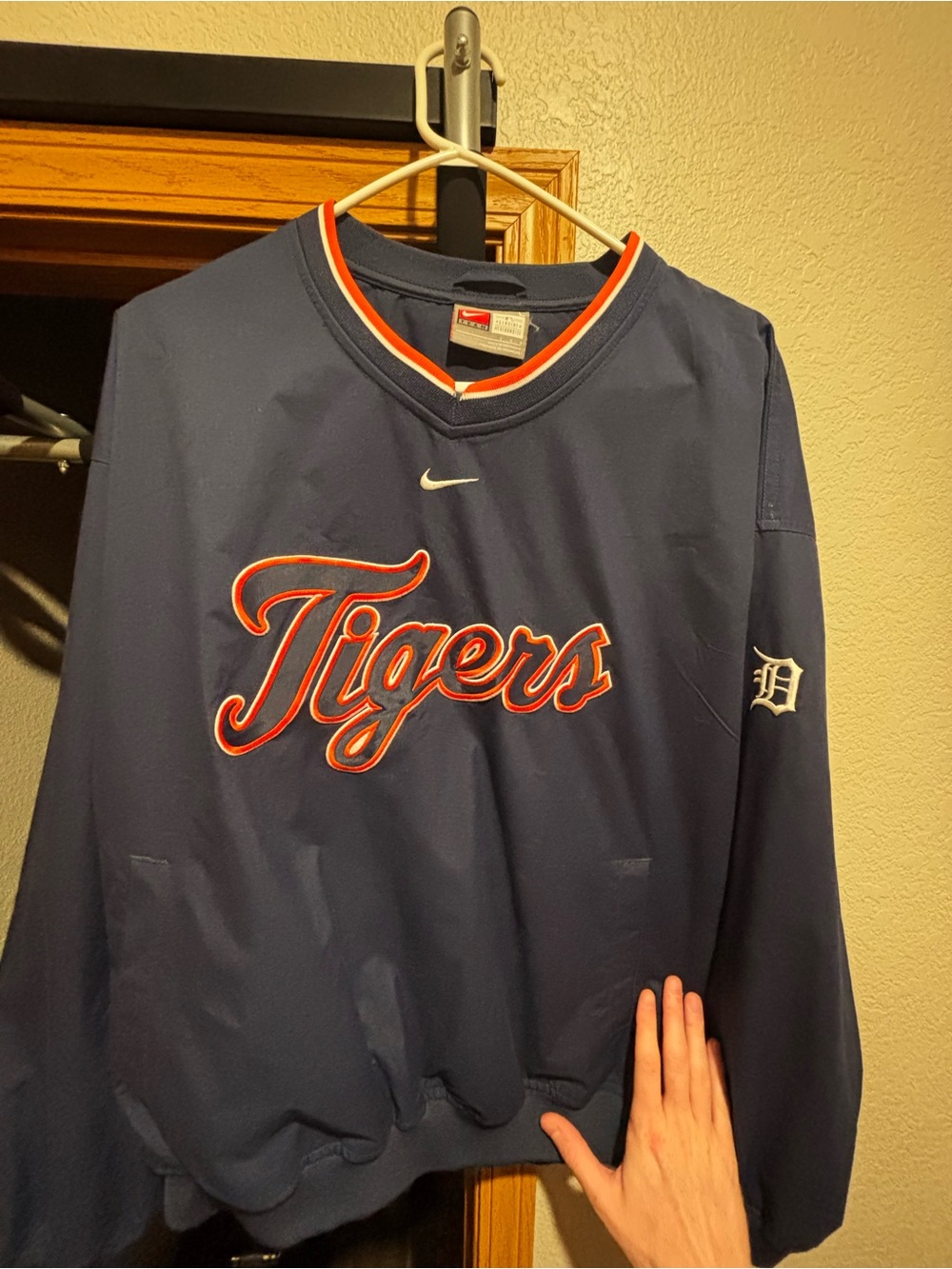 Nike MLB Detroit Tigers Baseball Navy Pullover Jacket with Orange Trim